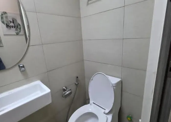 Apartment Condotels In Sucat Road *
